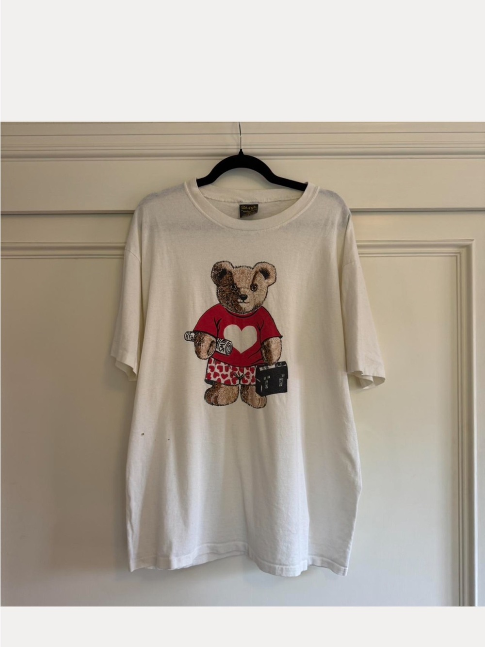 Vintage 90’s White Graphic Tee with Bear Heart